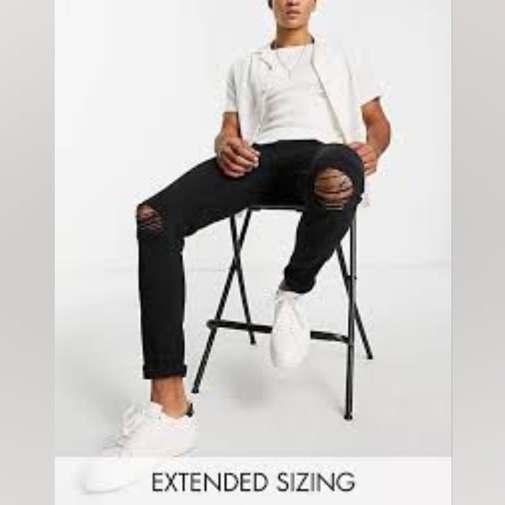 ASOS DESIGN Ripped Knee Black Skinny‎ Jeans 30W x 32L NWT
